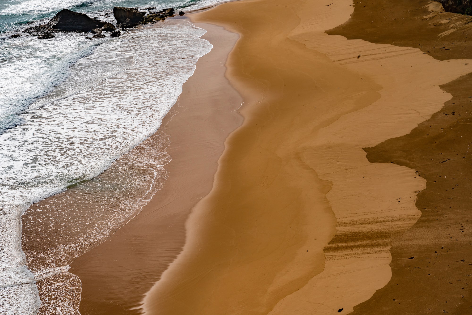 Sandy shores of the Twelve Apostles